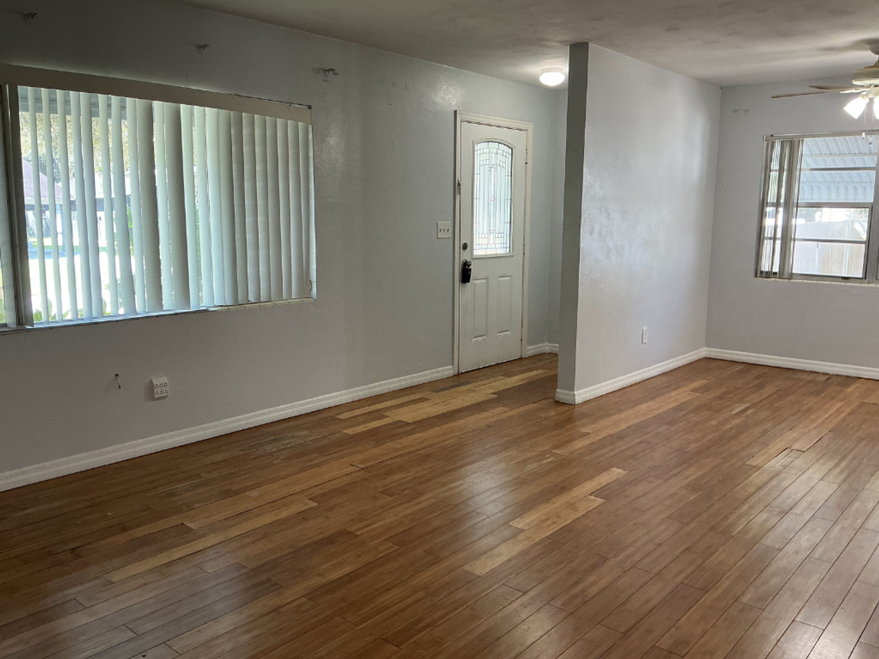 720 Lakehurst St - Photo 2 of 17