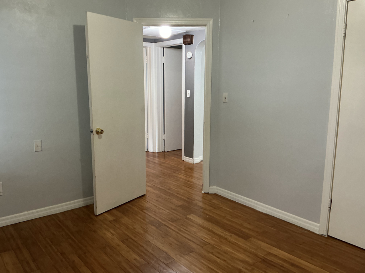 720 Lakehurst St - Photo 7 of 17