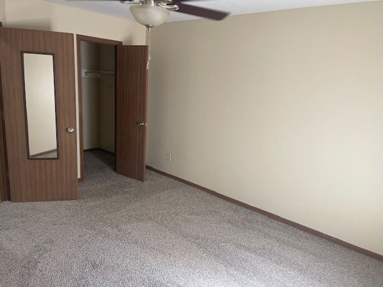 108 W Olive St - Photo 4 of 12