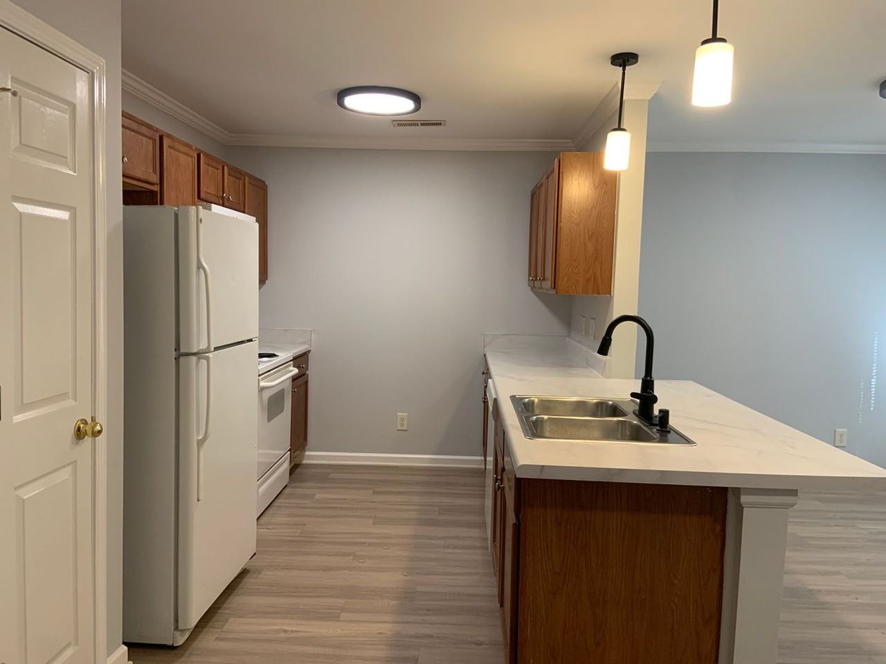 3111 Alder Way - Photo 3 of 15