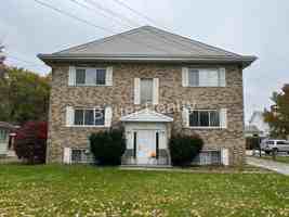 featured image of 132 Jones St