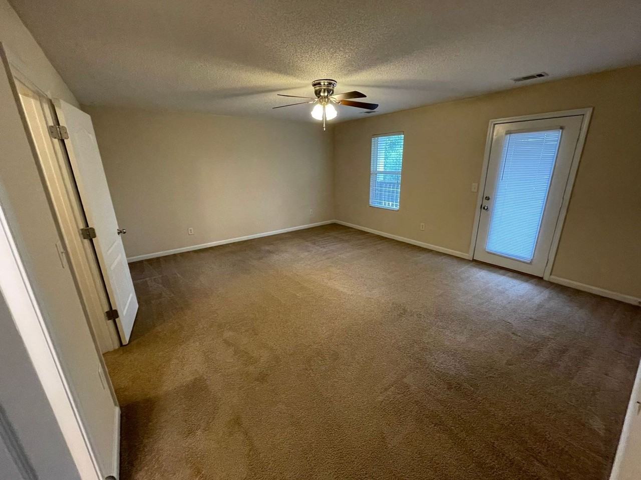 219 Fern Ridge Court - Photo 6 of 16