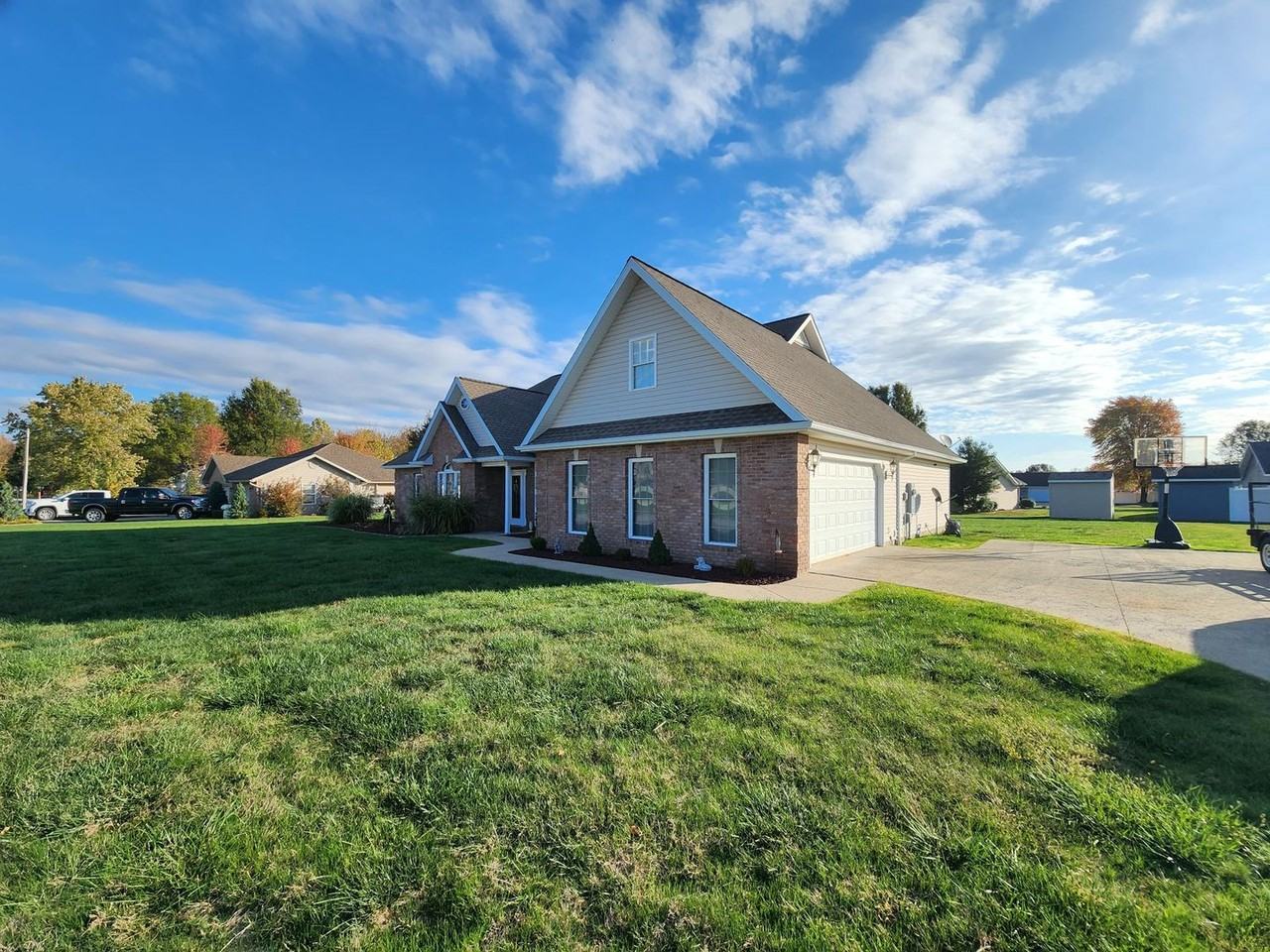 107 Tregina Ln - Photo 3 of 16