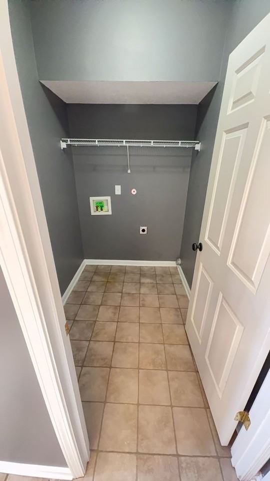 5056 Sawyer Lake Drive - Photo 7 of 12