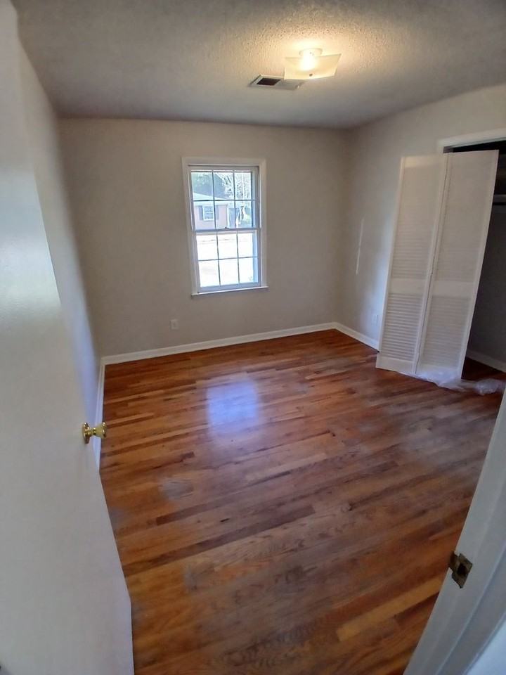 537 N Oneil St - Photo 6 of 12