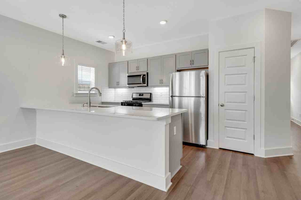 224 Huntley Knoll Pl - Photo 2 of 22