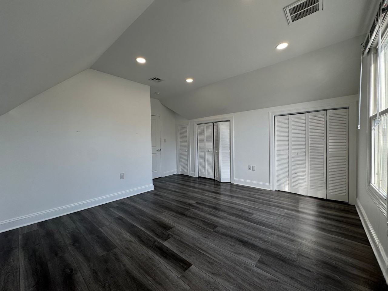 31 Vanderbeck Place - Photo 6 of 15