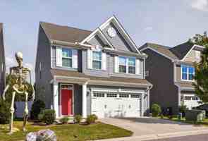 featured image of 5512 Loneleaf Way