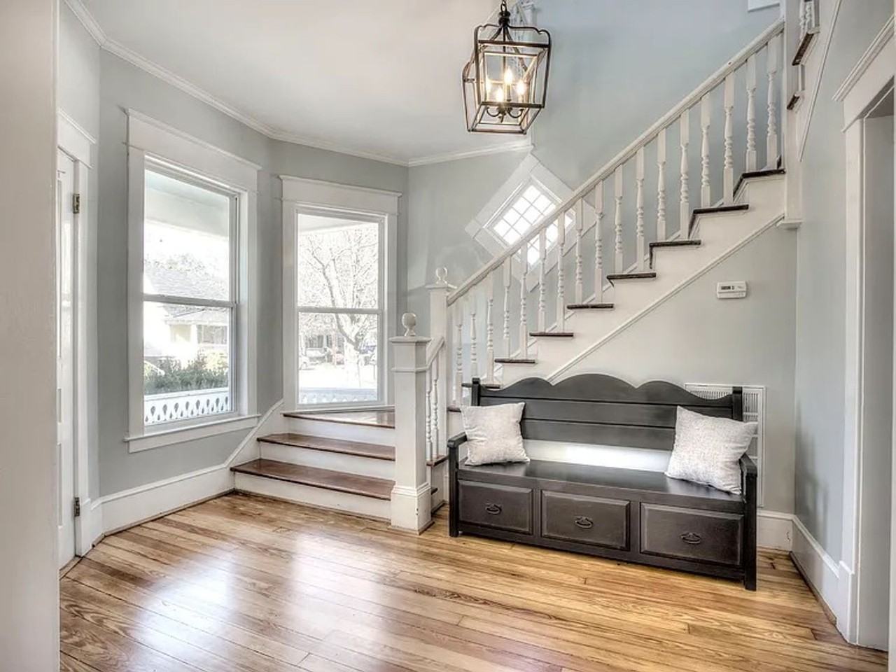 1000 Avenue a - Photo 4 of 28