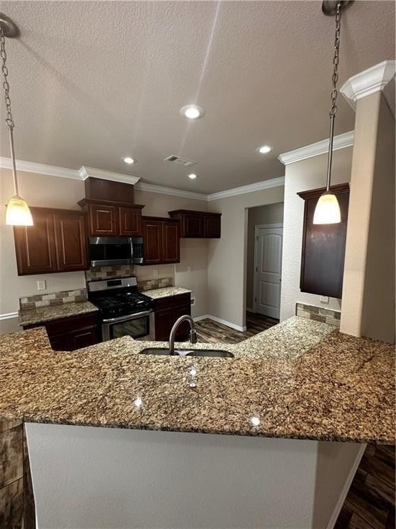 2205 Sw Worthington Ave - Photo 4 of 13