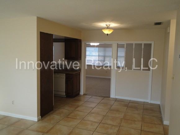 1609 Hinckley Rd - Photo 2 of 14