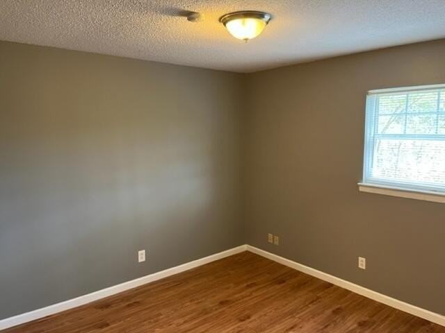 4797 Forest Wood Ln - Photo 7 of 8