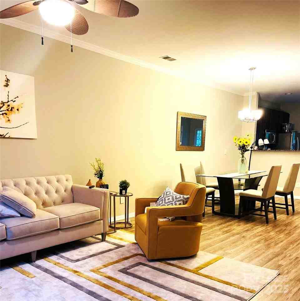 1132 Kurt Court - Photo 4 of 24