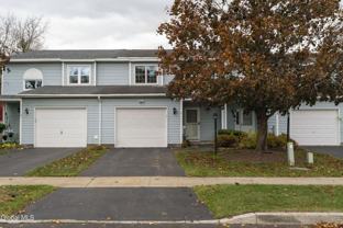 4 Tompion Ln - Photo 1 of 1