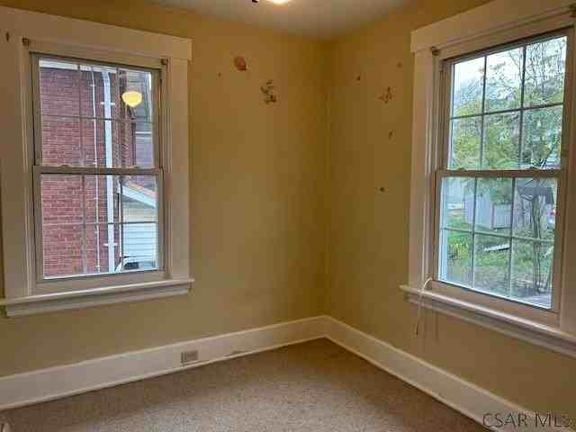 802 Vickroy Ave - Photo 7 of 9