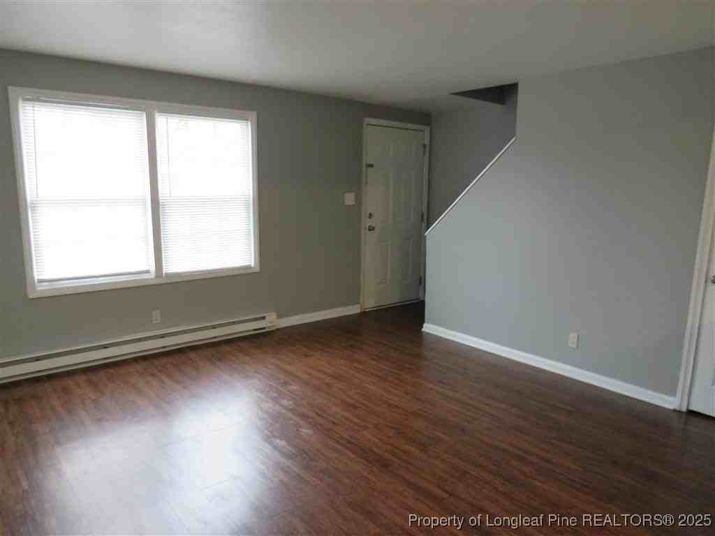 1912 King George Dr - Photo 2 of 7