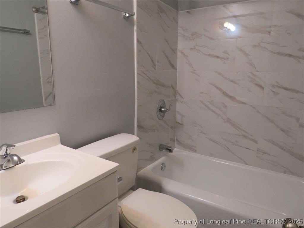 1912 King George Dr - Photo 6 of 7