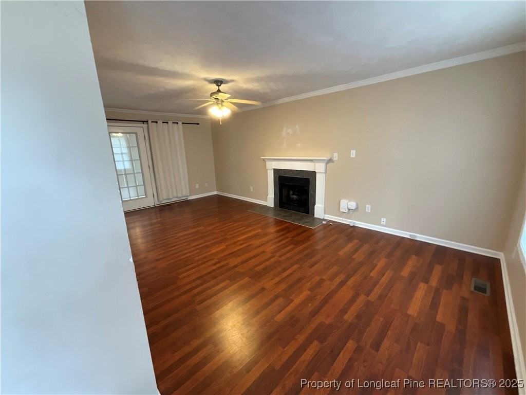 2460 Saltwood Rd - Photo 4 of 35