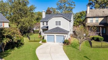 featured image of 1234 King Springs Ct Se