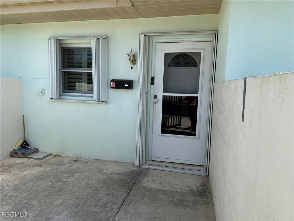 738 Joel Blvd - Photo 2 of 11