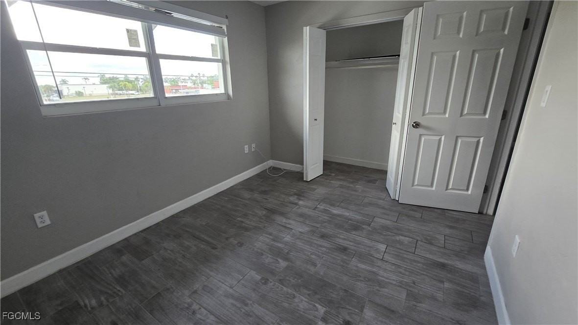 4952 Vincennes St - Photo 4 of 8