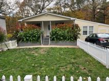 9 Ellen Rd - Photo 1 of 1