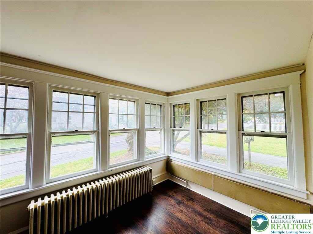 2619 Broad St - Photo 3 of 35