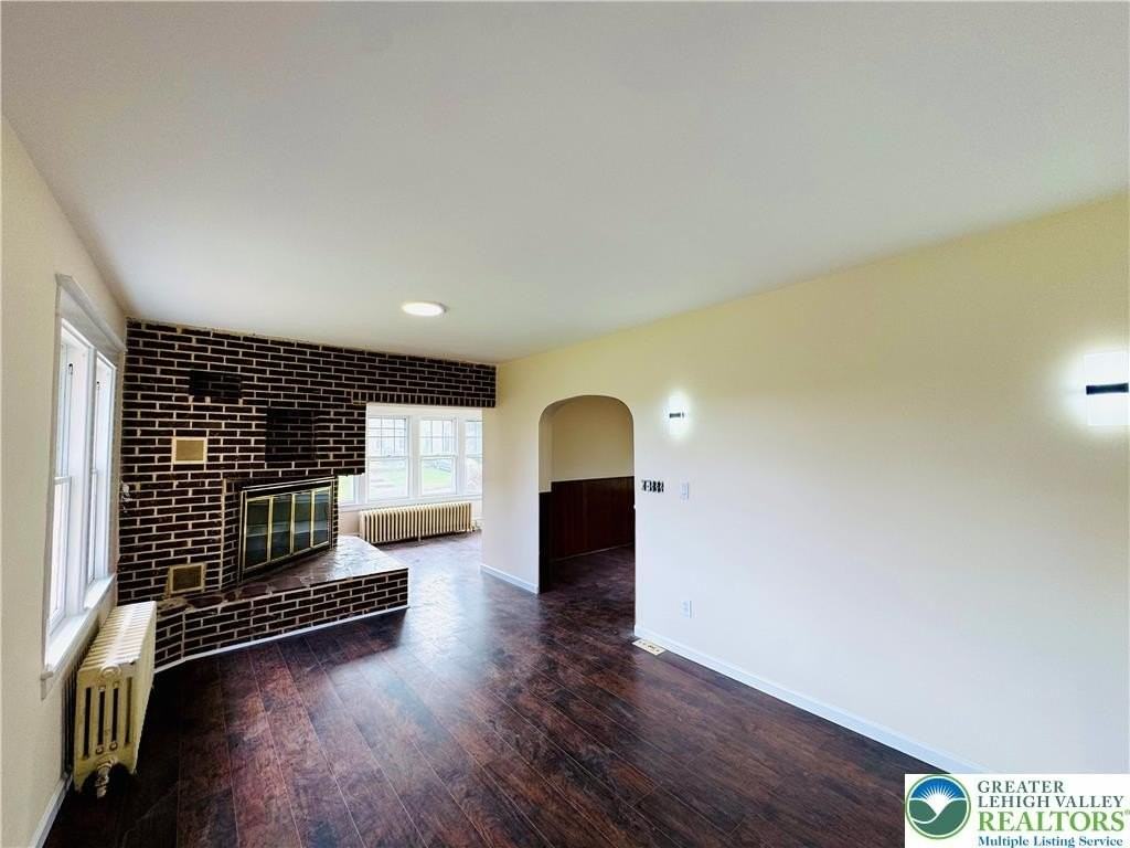 2619 Broad St - Photo 6 of 35