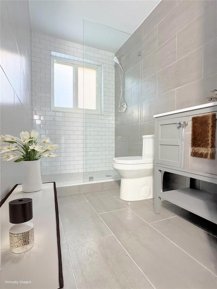 7325 Byron Ave #1 - Photo 4 of 14