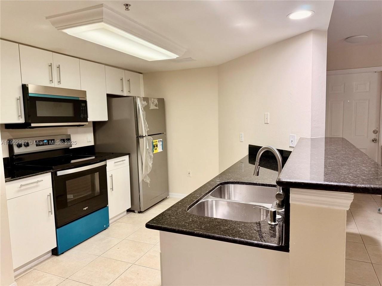 1761 Four Mile Cove Pkwy #516 - Photo 4 of 10