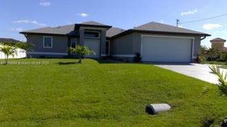 4407 Sw 16th Pl #0 - Photo 1 of 1