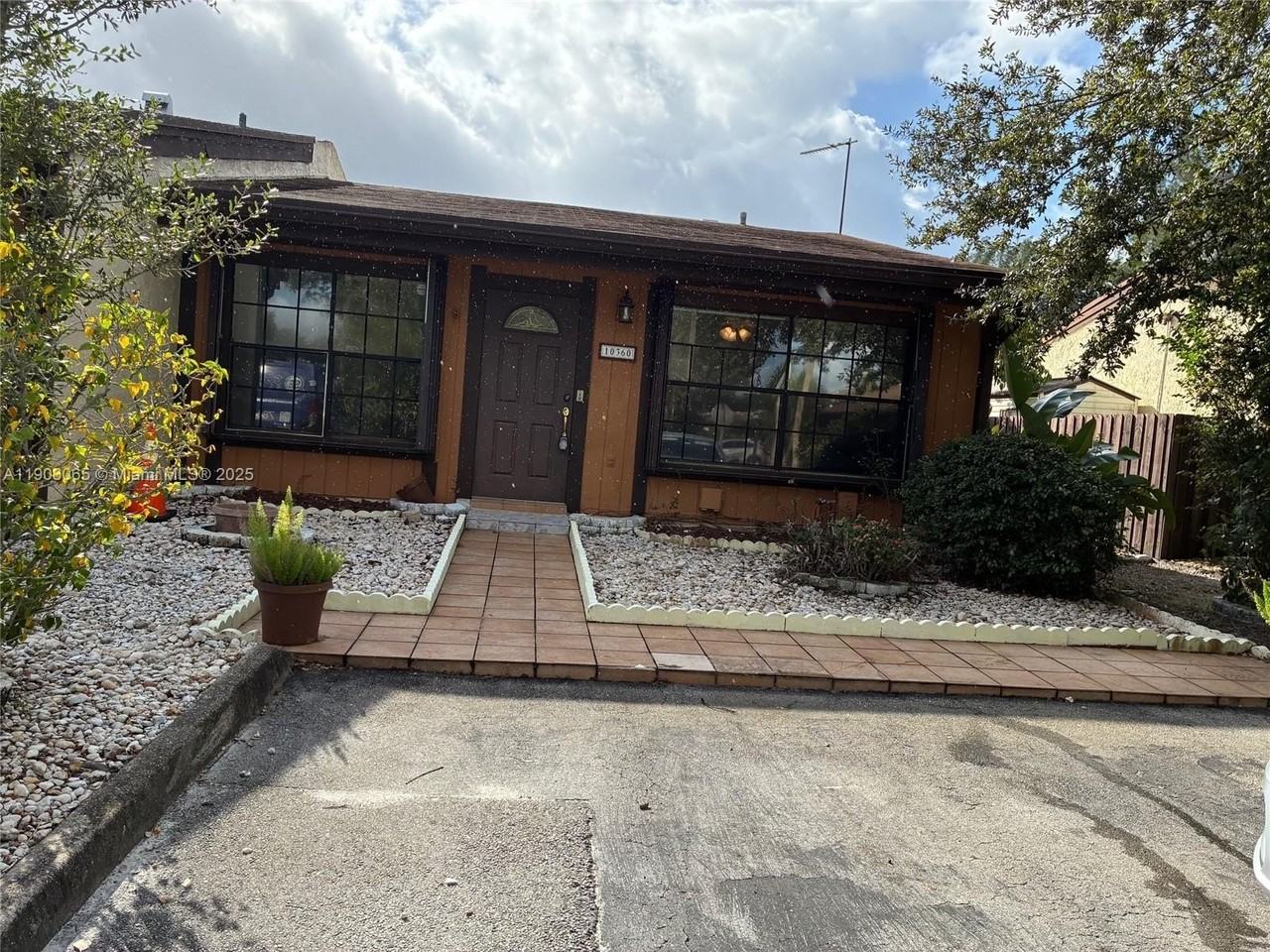 10360 W Cypress Ct #10360