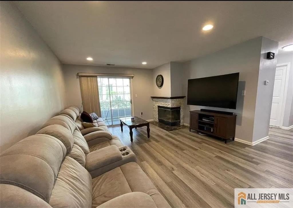 802 Meadow Court #802 - Photo 7 of 9