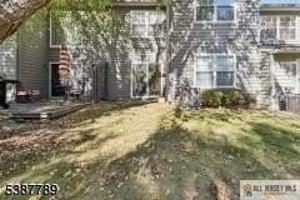 featured image of 10 Brookline Ct #G