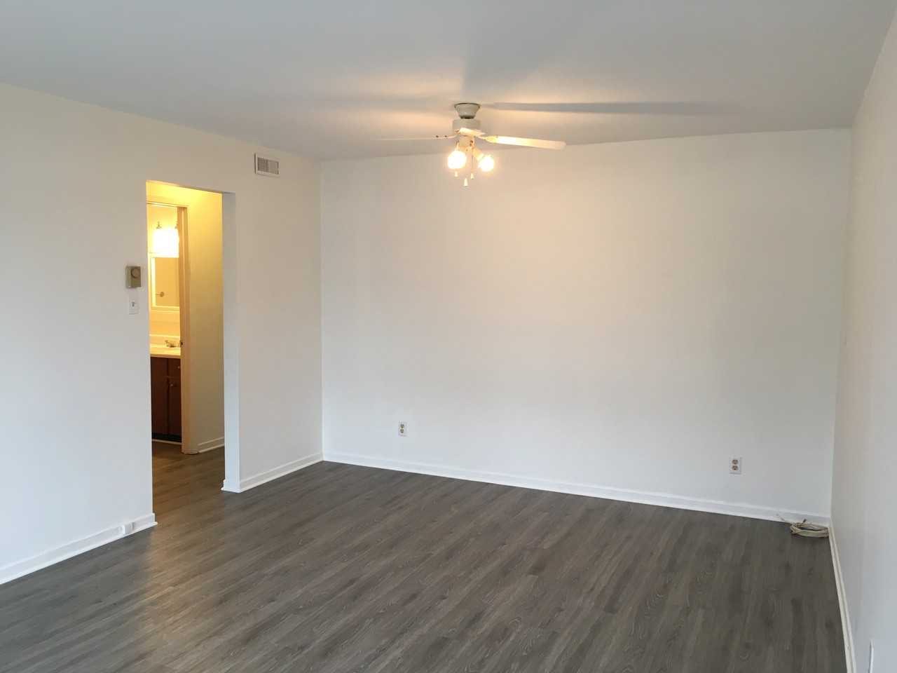 John Street Apartments - Photo 4 of 32