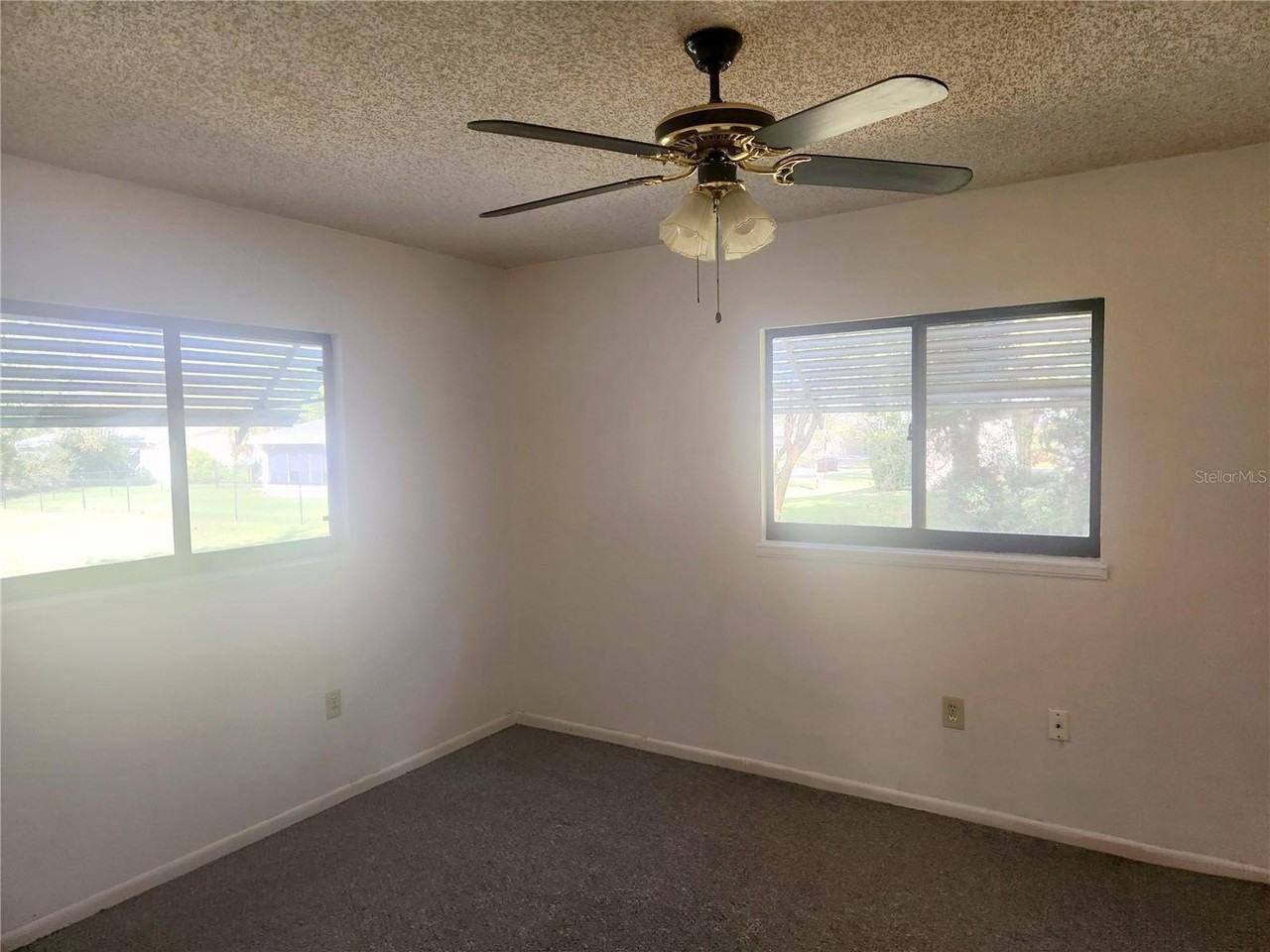 9075 Sw 104th Ln - Photo 4 of 11