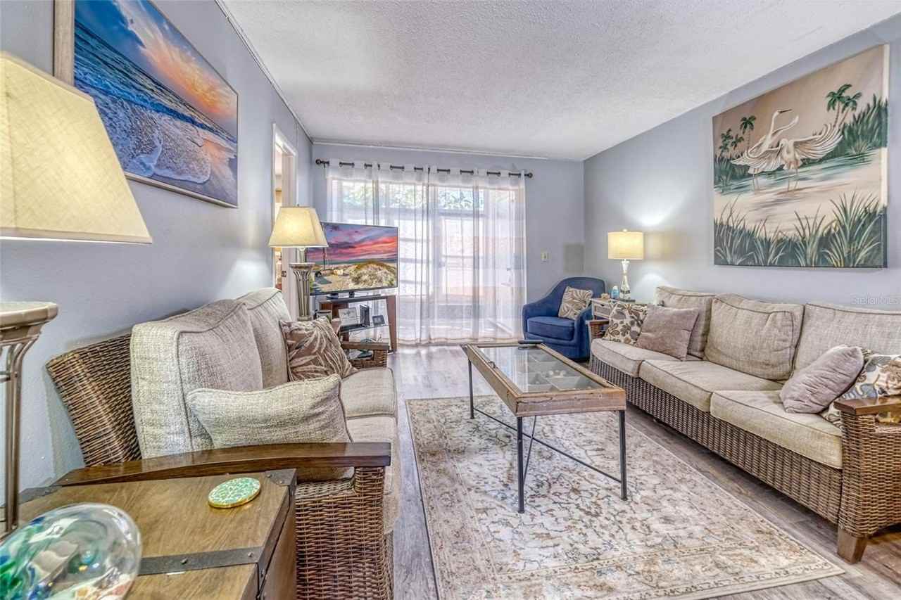 13714 Mission Oaks Boulevard #13714 - Photo 2 of 24