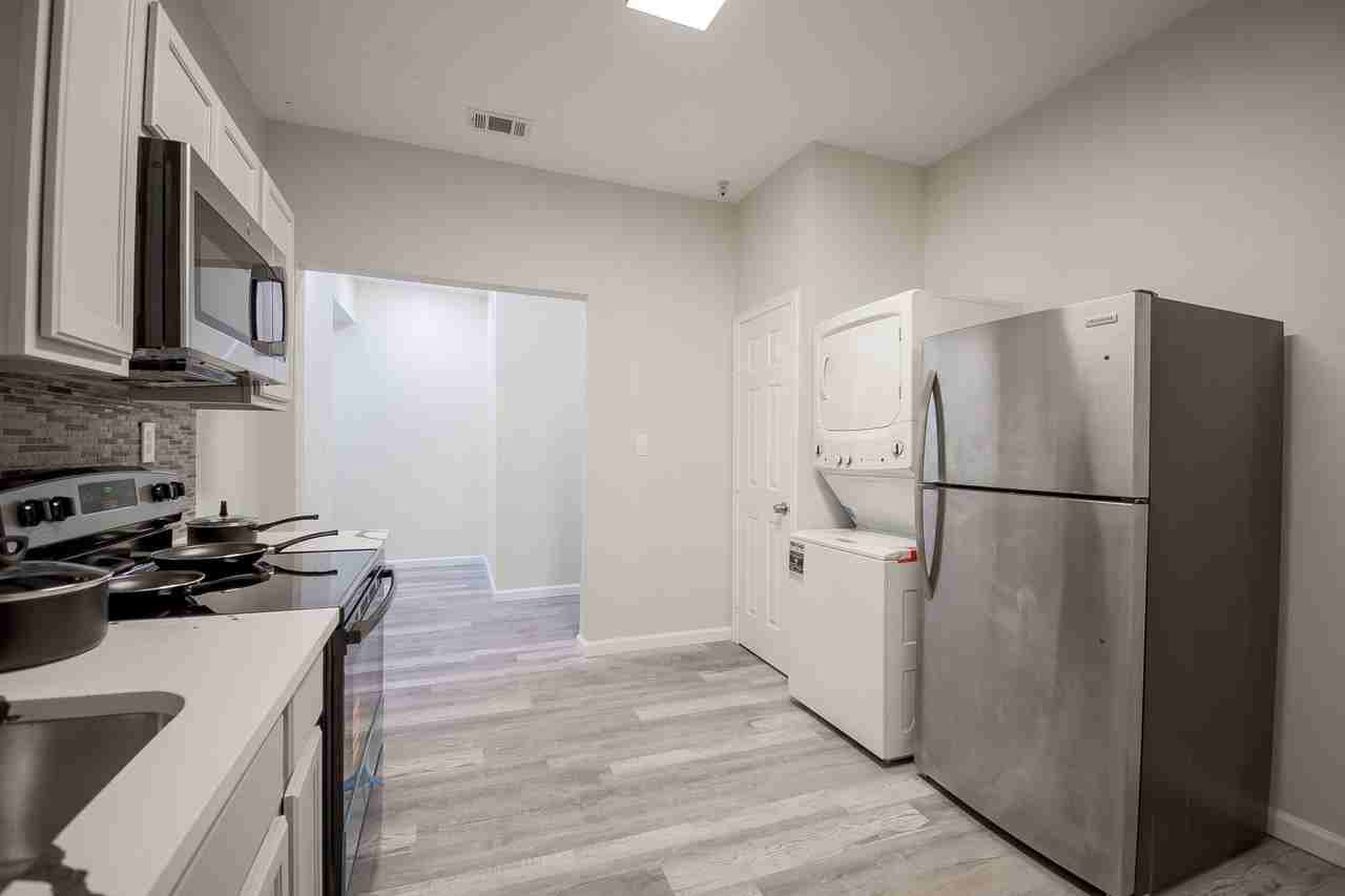 Idaho Avenue - Photo 4 of 7