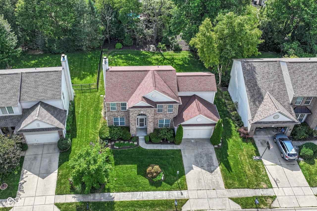 12330 Castlestone Dr - Photo 3 of 41