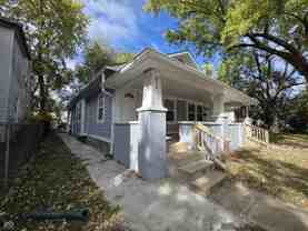 834 N Lasalle St - Photo 1 of 1