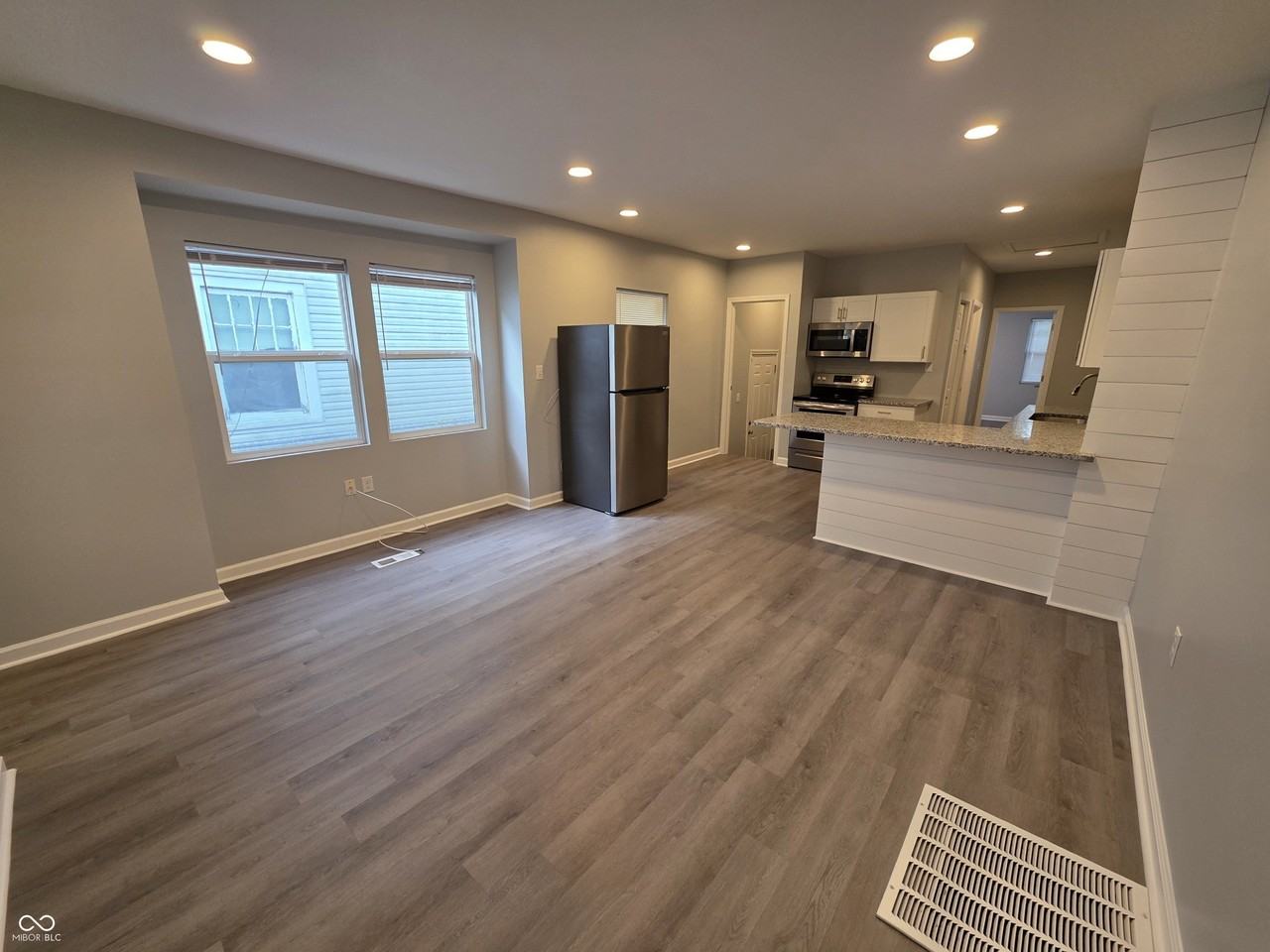 834 N Lasalle St - Photo 5 of 15