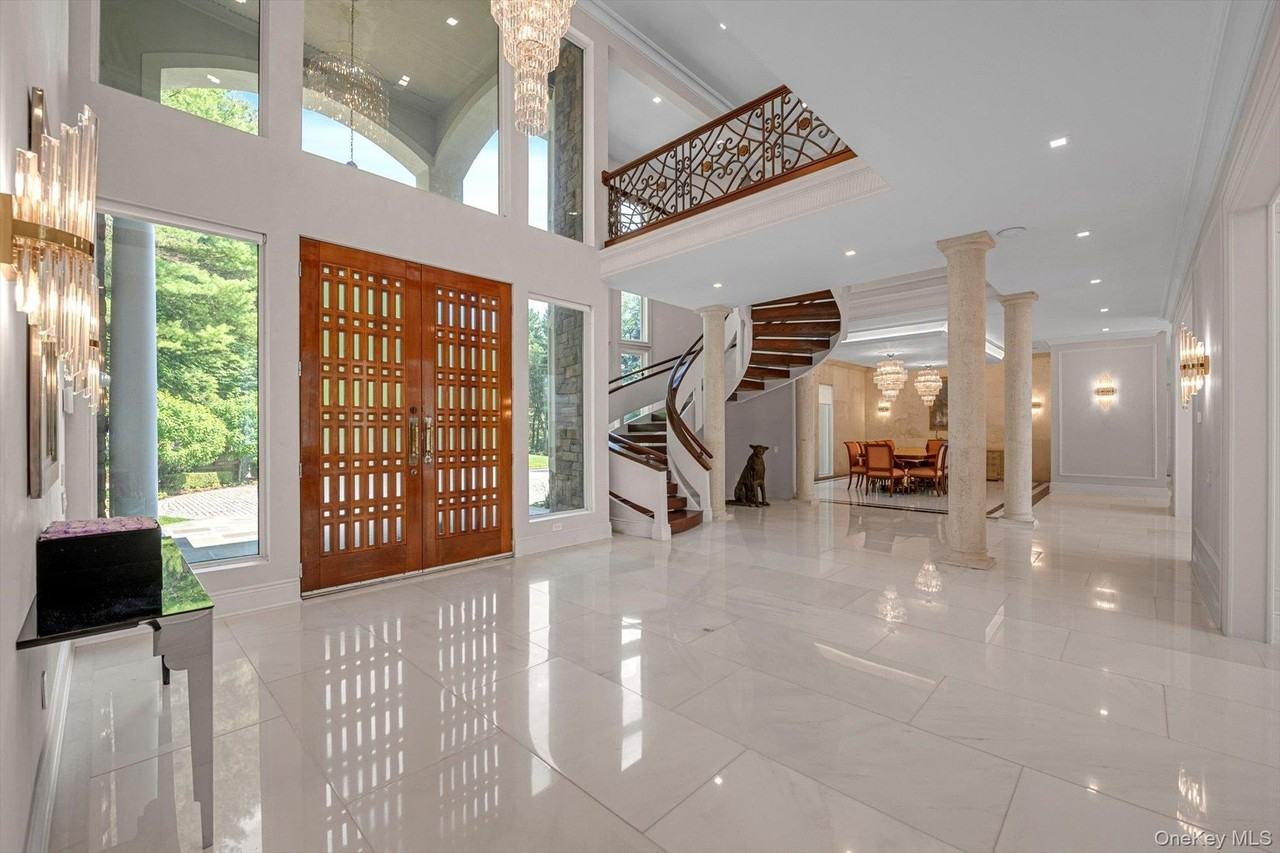 55 Coves Run - Photo 4 of 42