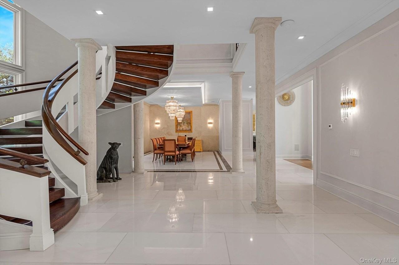 55 Coves Run - Photo 5 of 42