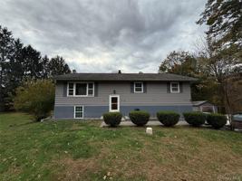 featured image of 487 N Elting Corners Rd #A