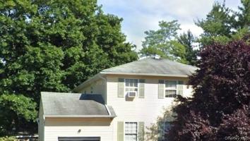 featured image of 10 Park Manor Ct #10B