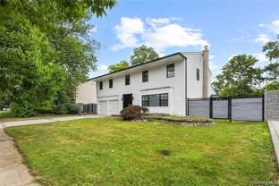 26 Roseanne Dr - Photo 1 of 1