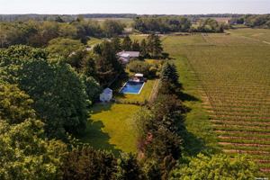 featured image of 1100 Alvahs Ln