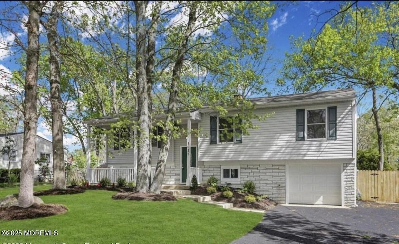 1015 Zircon Drive - Photo 2 of 27