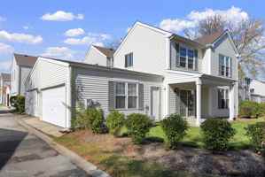 featured image of 1093 Symphony Dr #1093