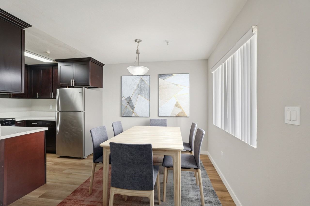 Chadron Apts - Photo 3 of 46